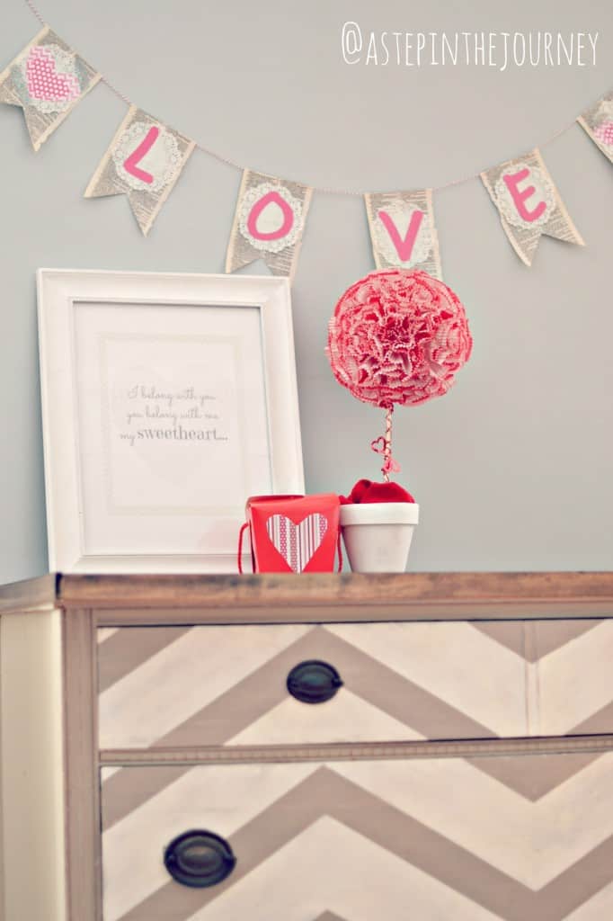 Valentine bunting