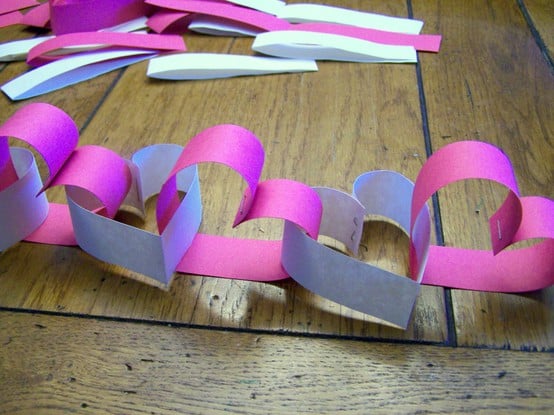 DIY Paper Heart Chain For Valentine's Day