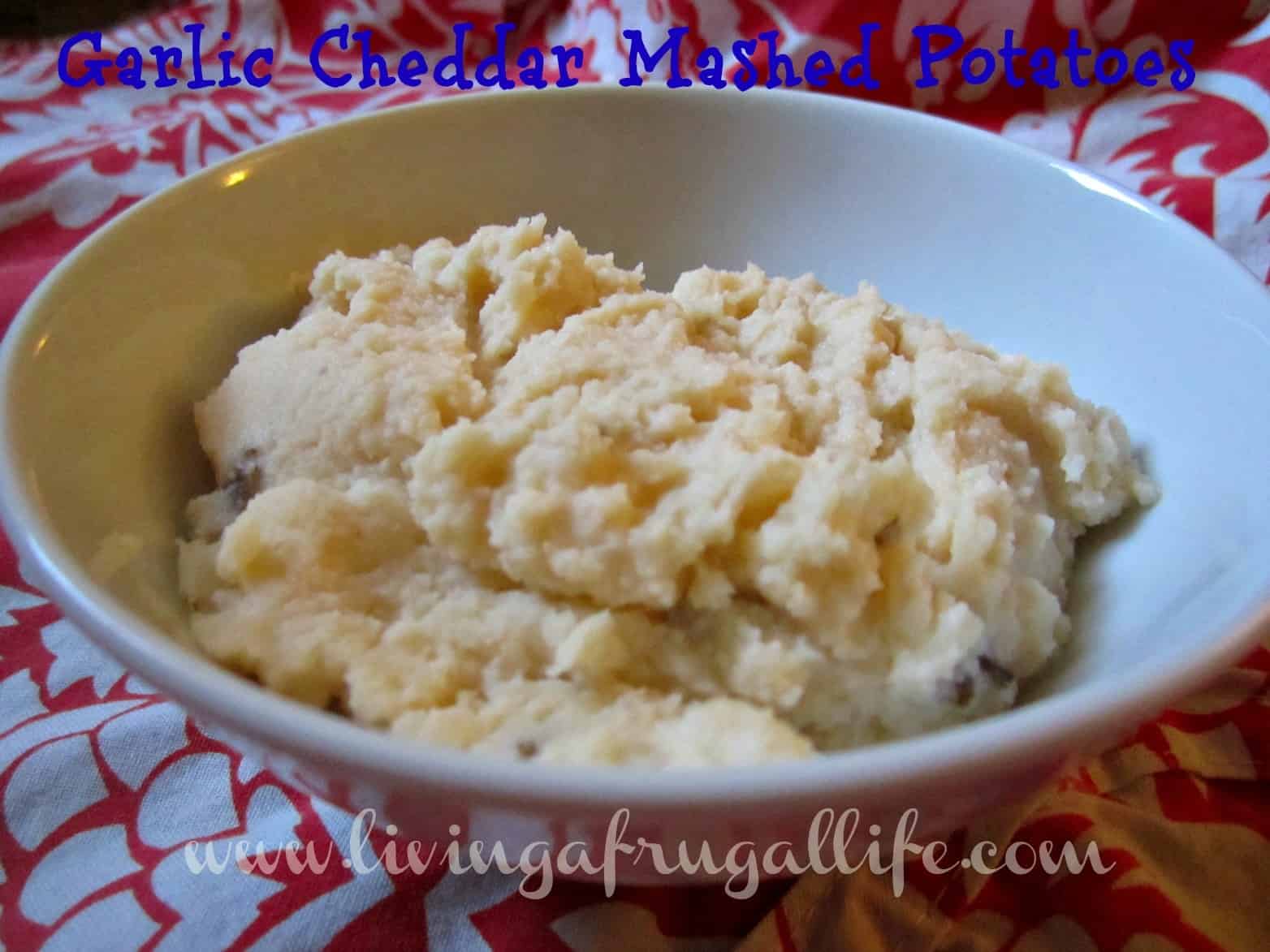 Garlic Cheddar Mashed Potatoes Recipe